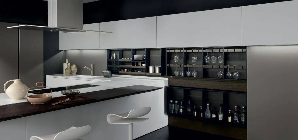 Plan de travail sur-mesure en r�sine � Ollioules dans le Var